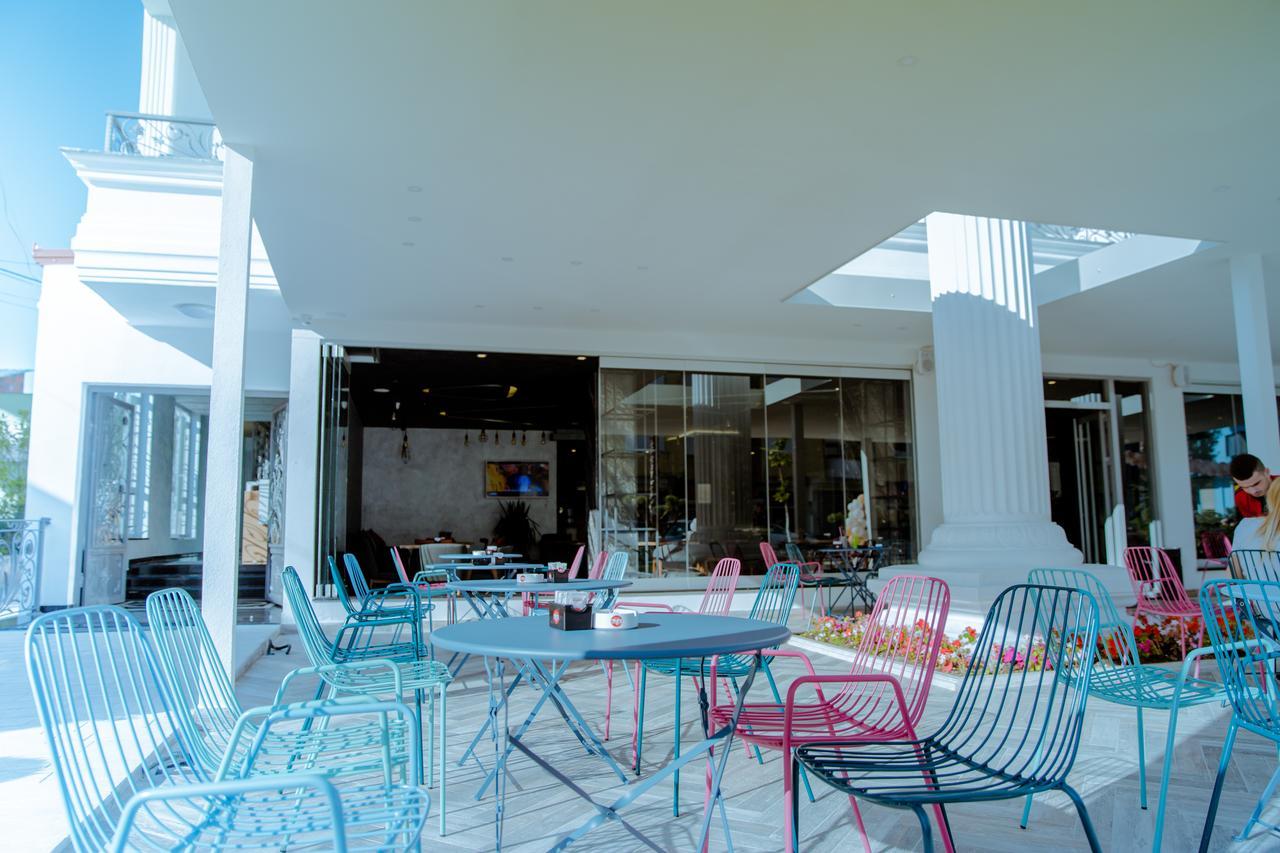 Hotel Lubjana Durrës Dış mekan fotoğraf