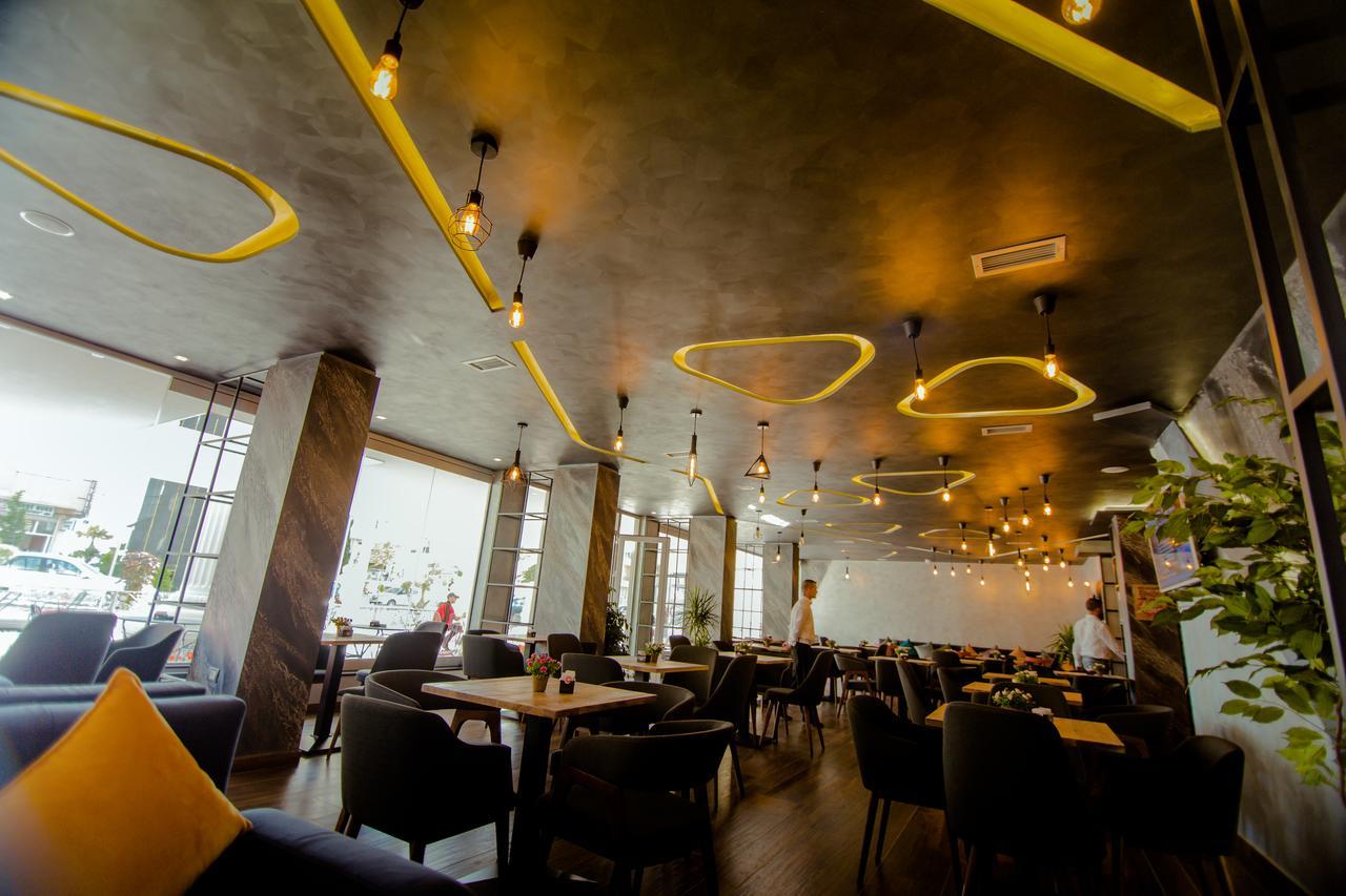 Hotel Lubjana Durrës Dış mekan fotoğraf